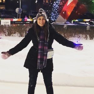 Meet your Posher, Gina